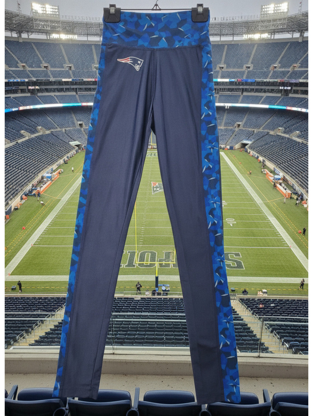 NFL Team Apparel New England Patriots Leggings XS